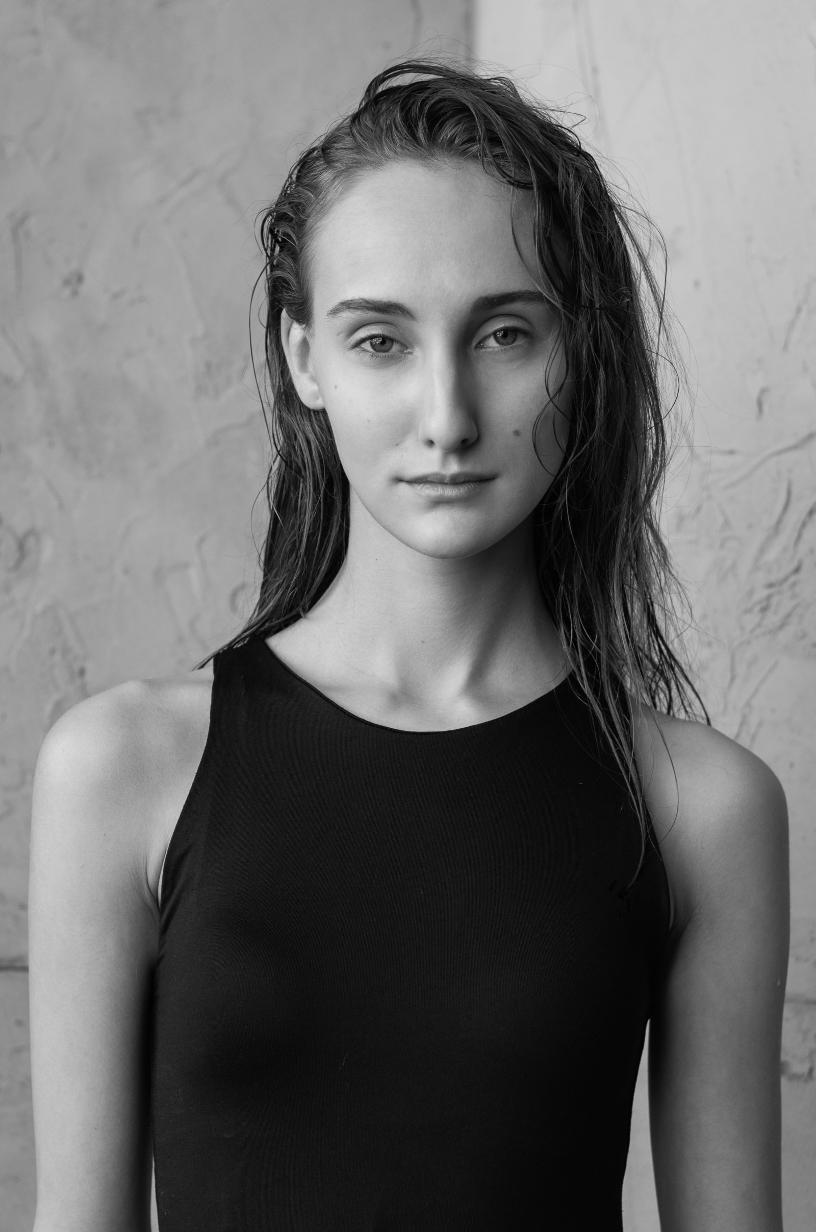 Model feed image
