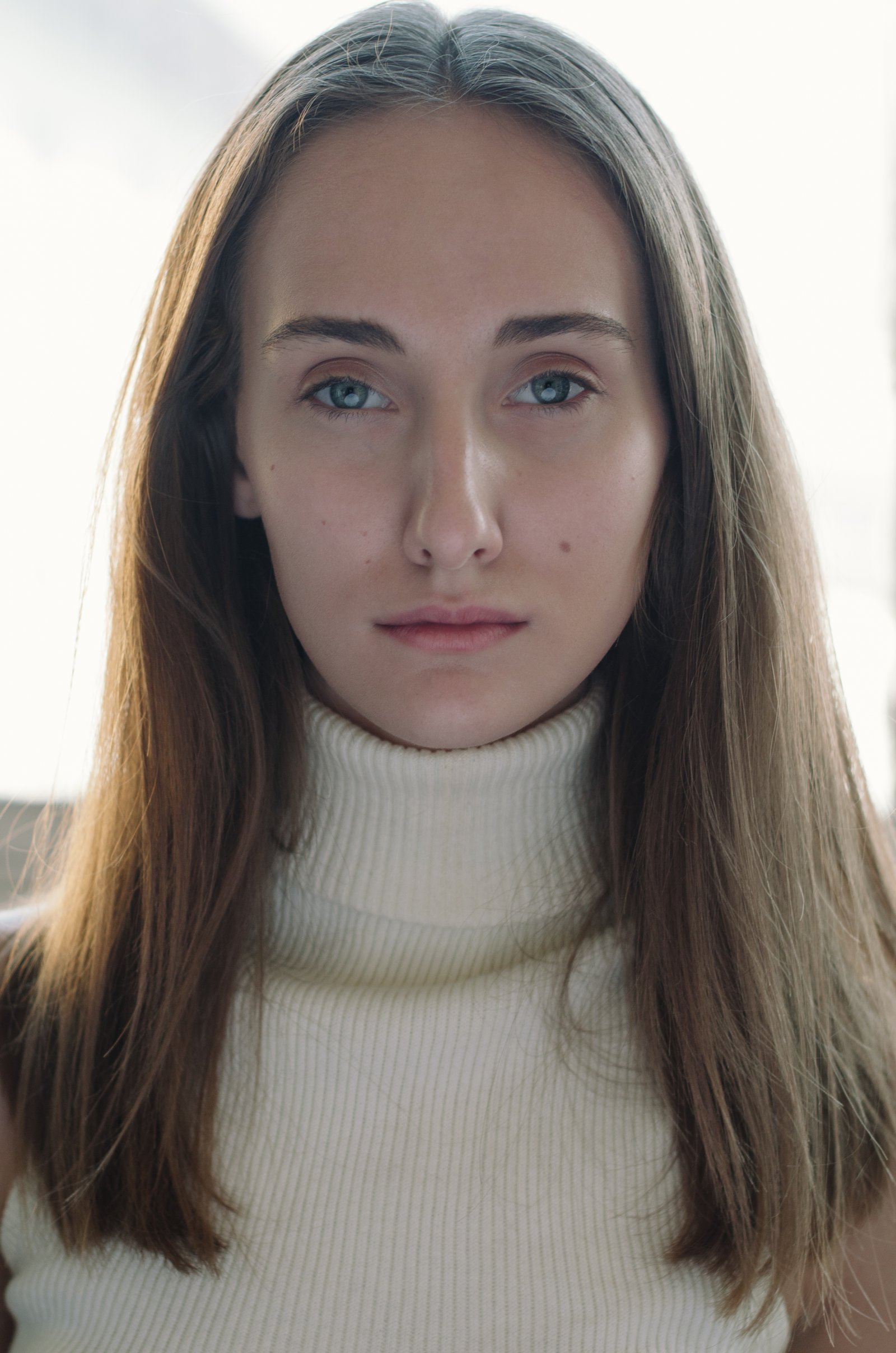 Model feed image