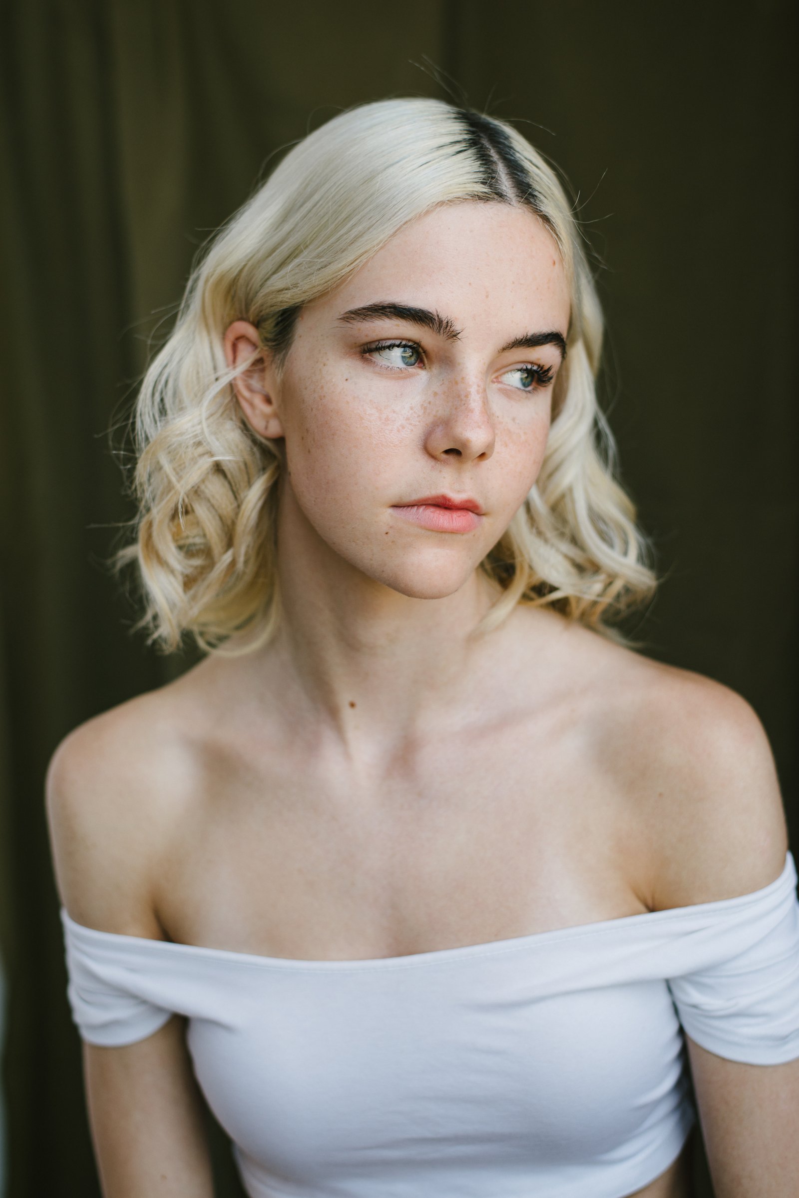 Model feed image