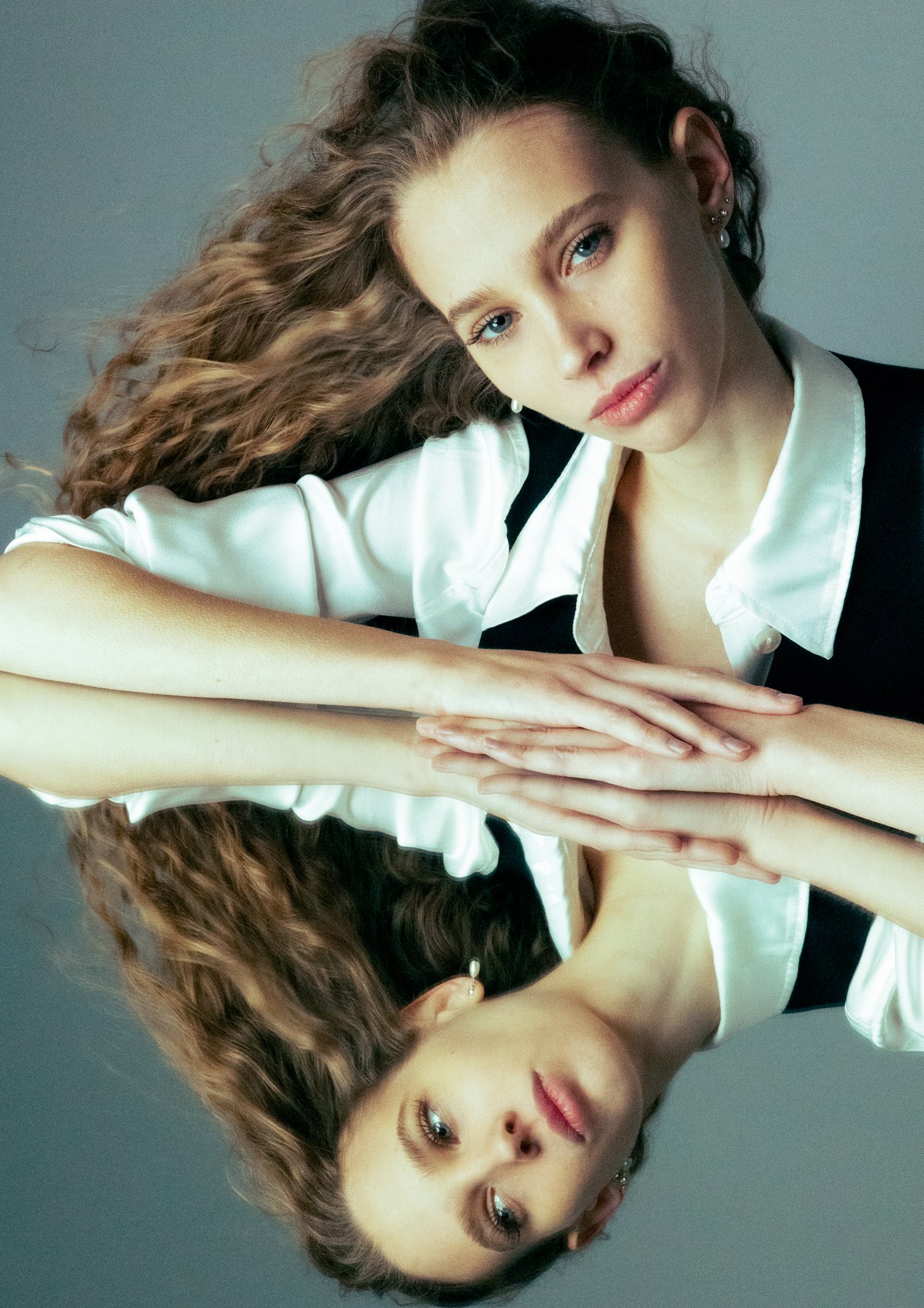 Model feed image