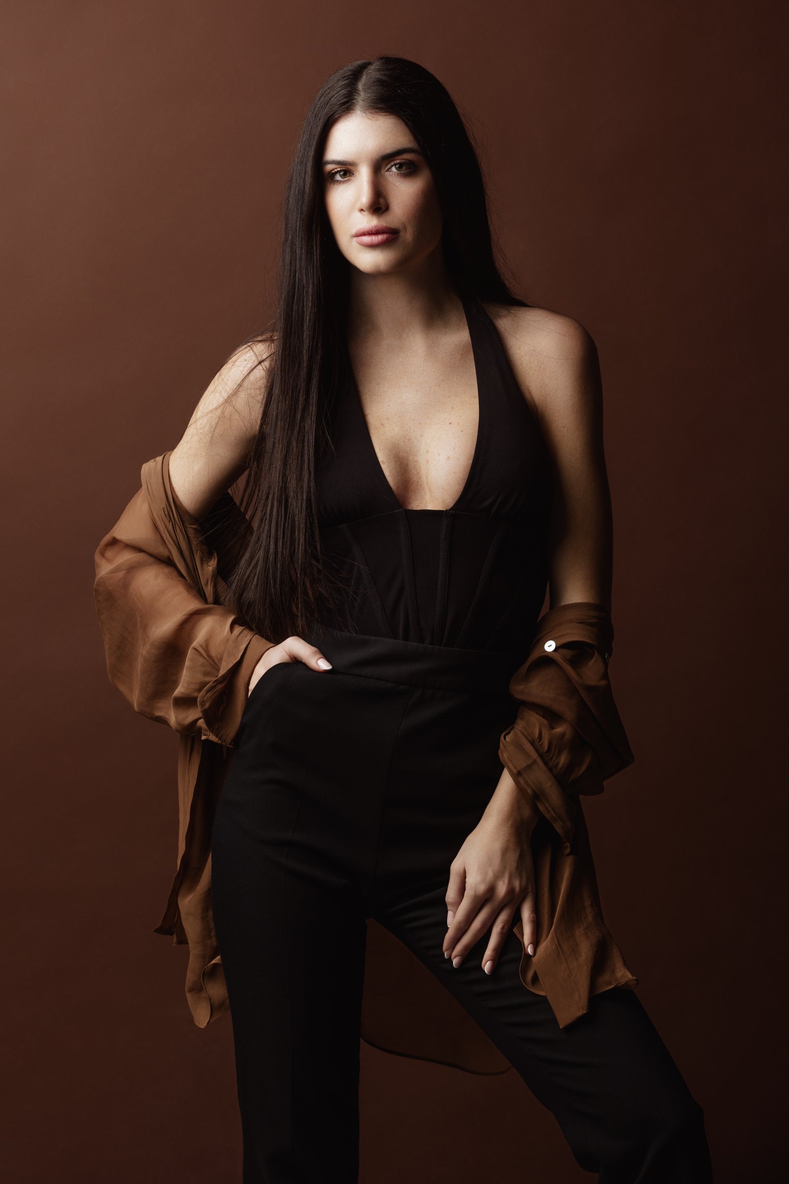 Model feed image