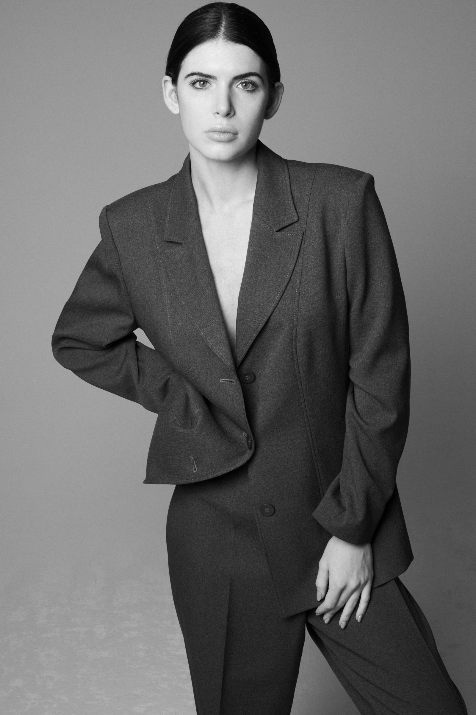 Model feed image